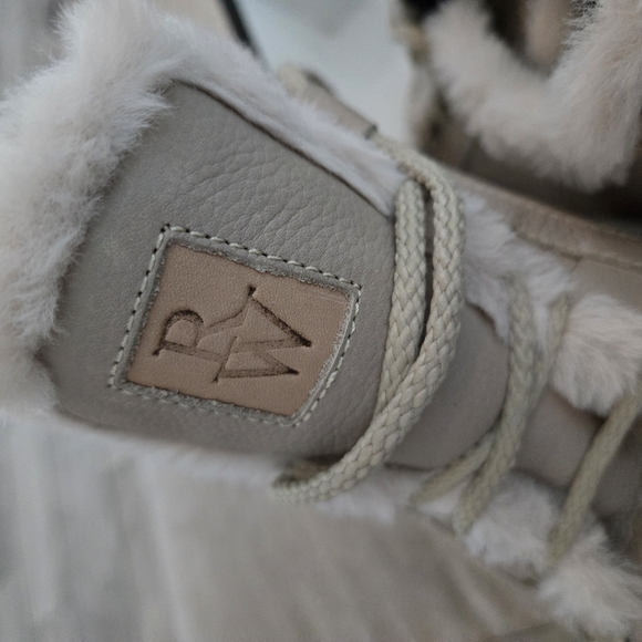 Sold - Picture 2 of 4